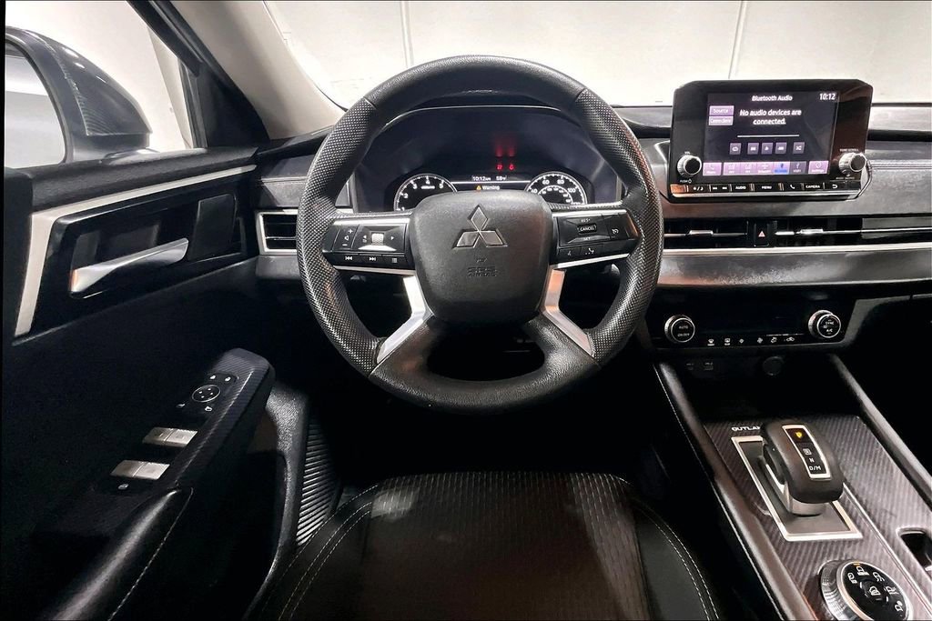 Used 2022 Mitsubishi Outlander ES image 7