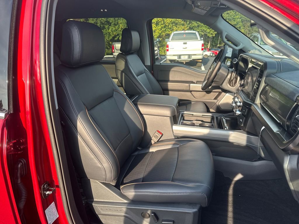 New 2026 Ford F250 Lariat w/ Lariat Premium Package image 13