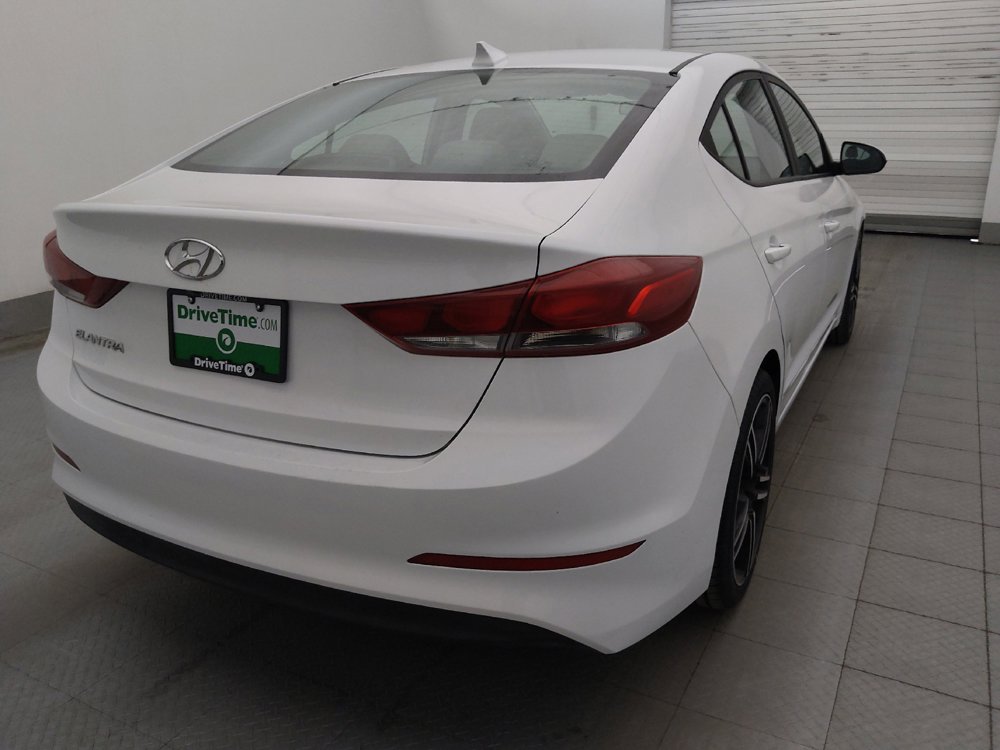 Used 2017 Hyundai Elantra SE FWD image 9