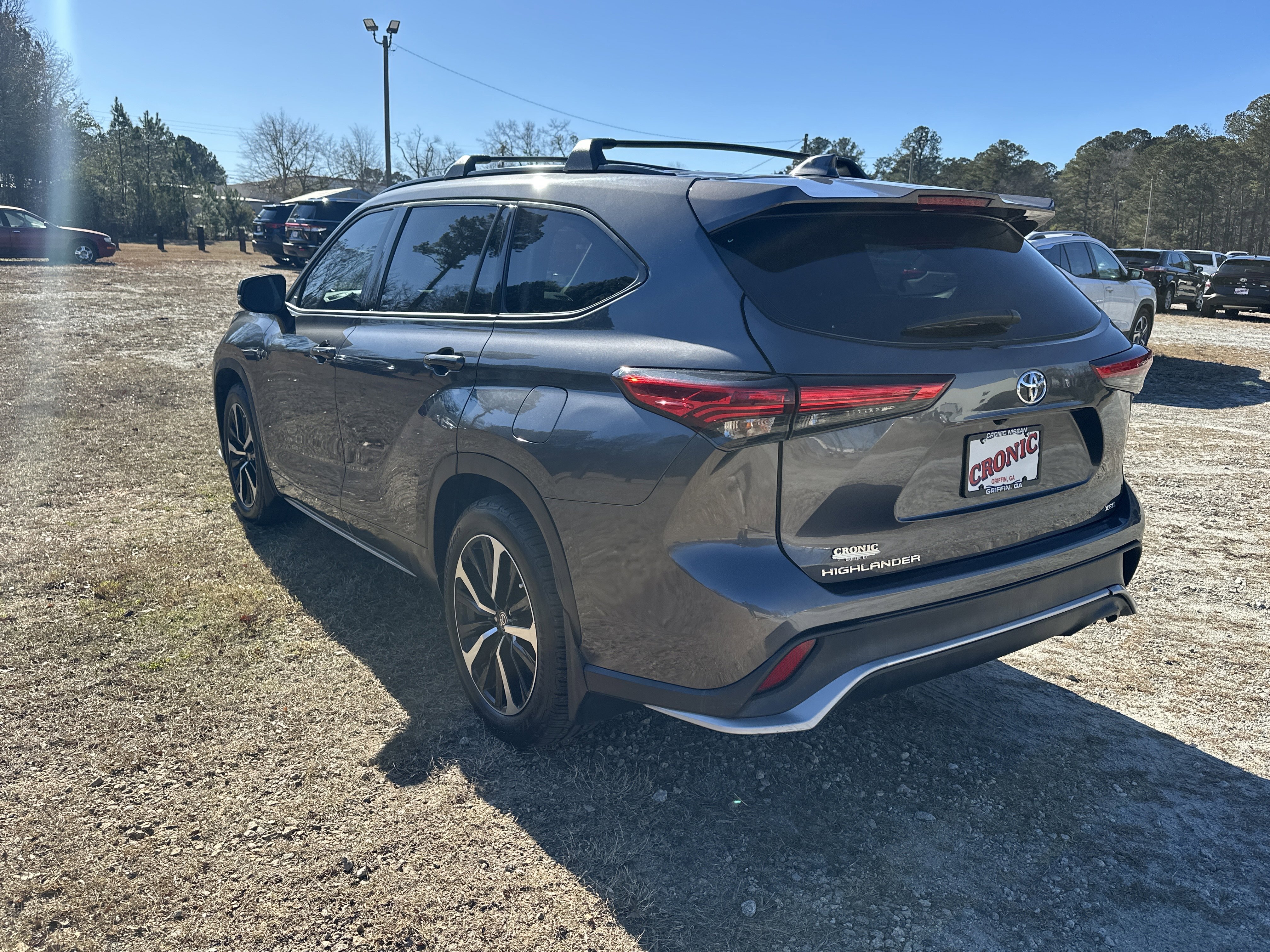 Used 2021 Toyota Highlander XSE image 7