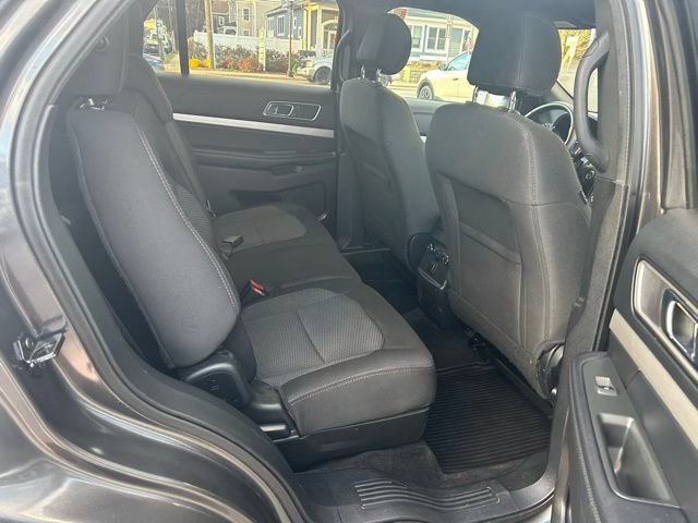 Used 2017 Ford Explorer XLT AWD/4WD image 20