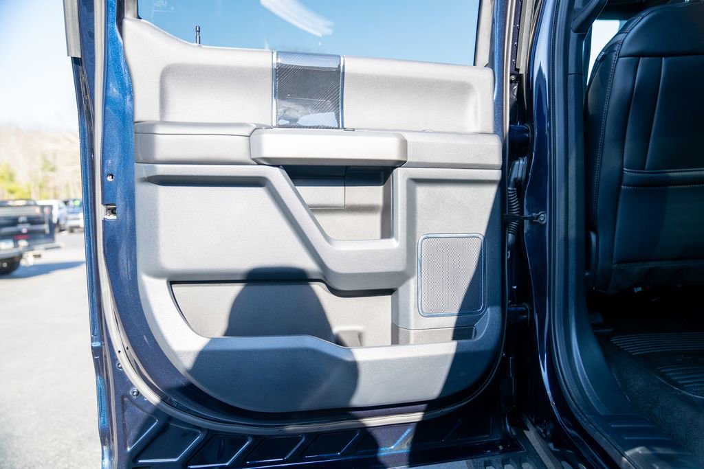 Used 2022 Ford F350 Platinum image 16
