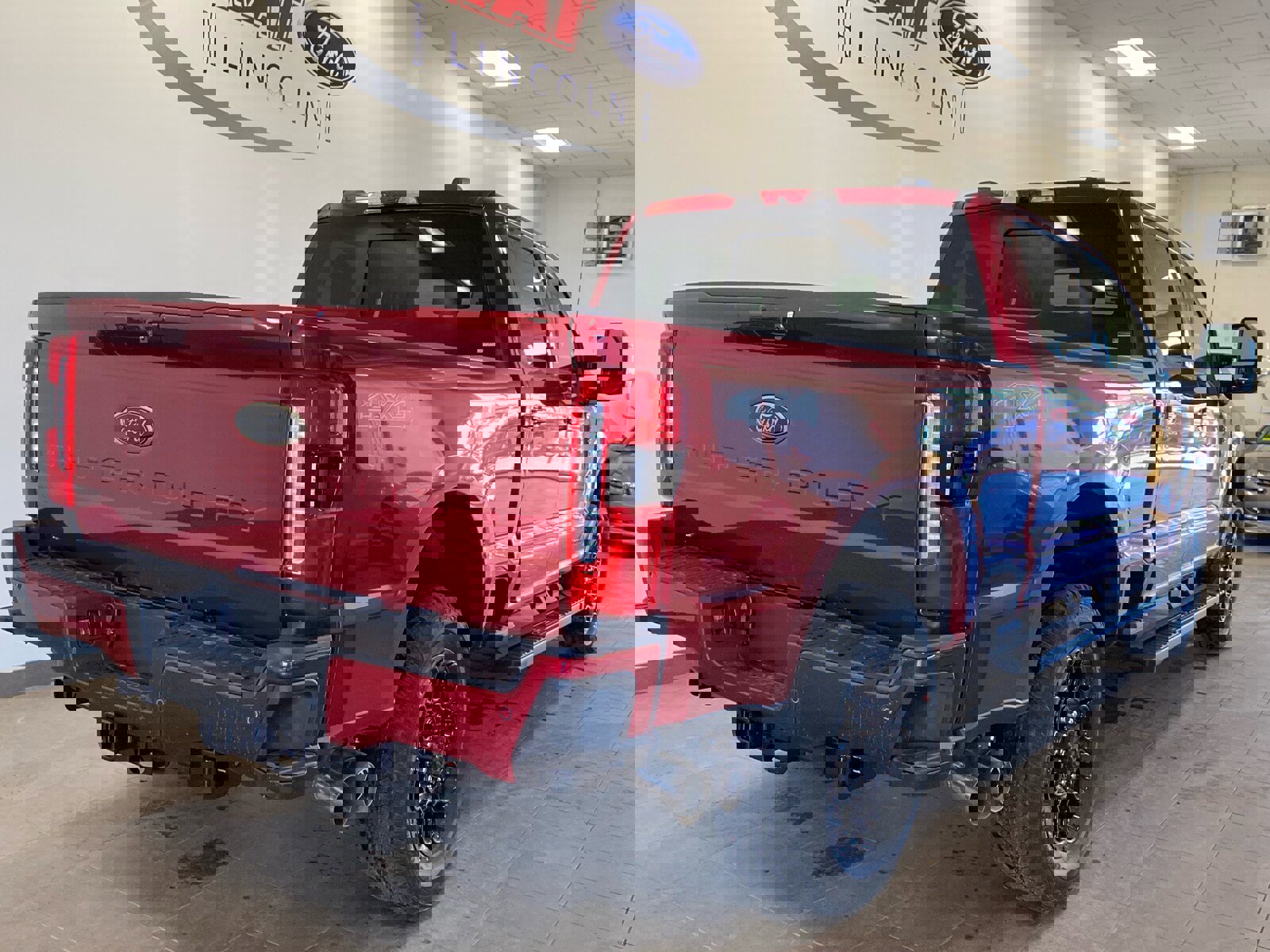 New 2026 Ford F350 XLT w/ XLT Premium Package image 7