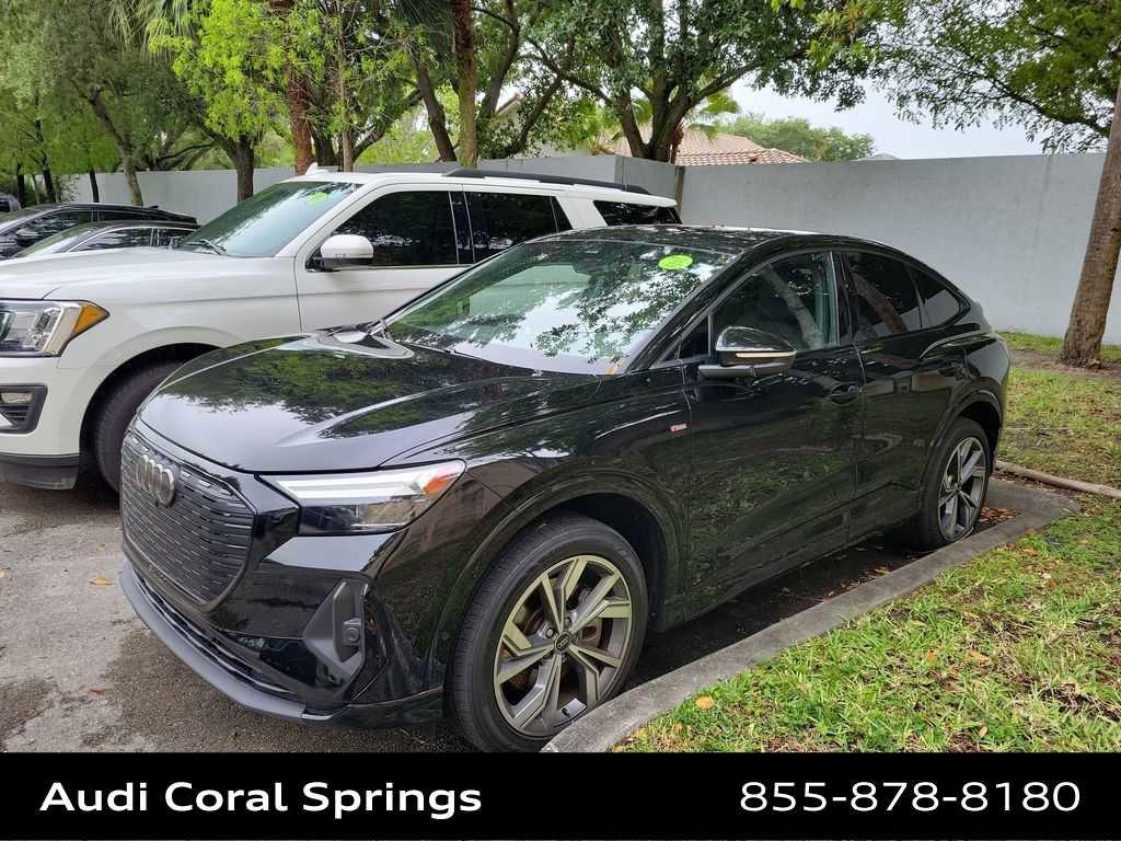 Used 2023 Audi Q4 e-tron Premium Plus w/ Premium Plus AWD/4WD image 12