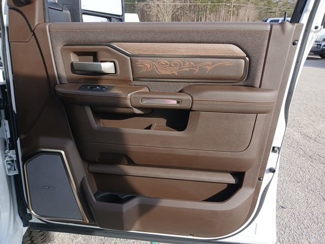 New 2026 RAM 2500 Limited AWD/4WD image 38