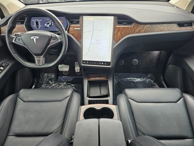 Used 2018 Tesla Model X 75D image 25