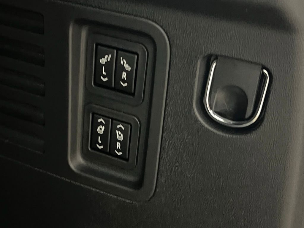 New 2026 Buick Enclave Sport Touring w/ Power Package image 40