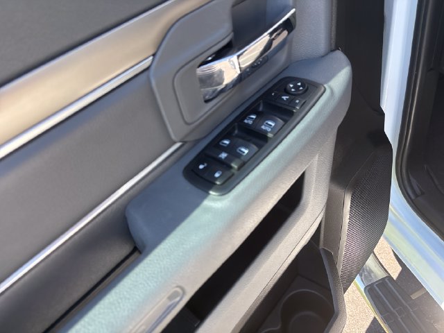 Used 2018 RAM 1500 Big Horn AWD/4WD image 11