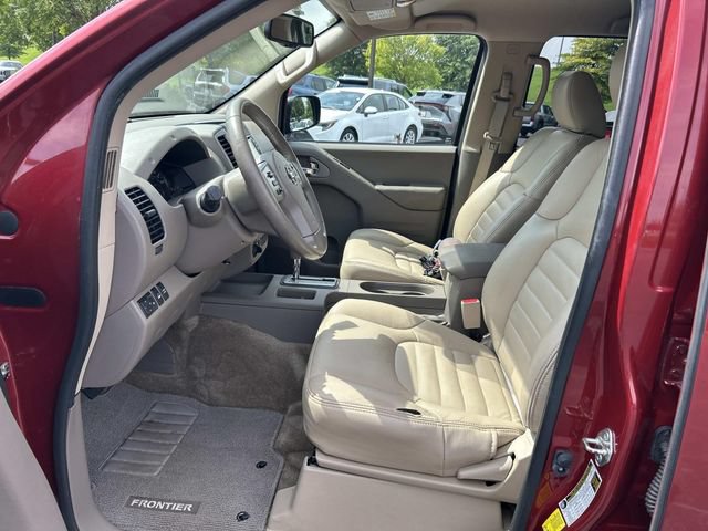 Used 2018 Nissan Frontier SV w/ Value Truck Package AWD/4WD image 19