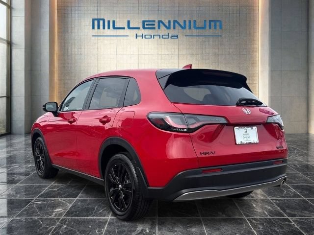 Certified 2026 Honda HR-V Sport image 3