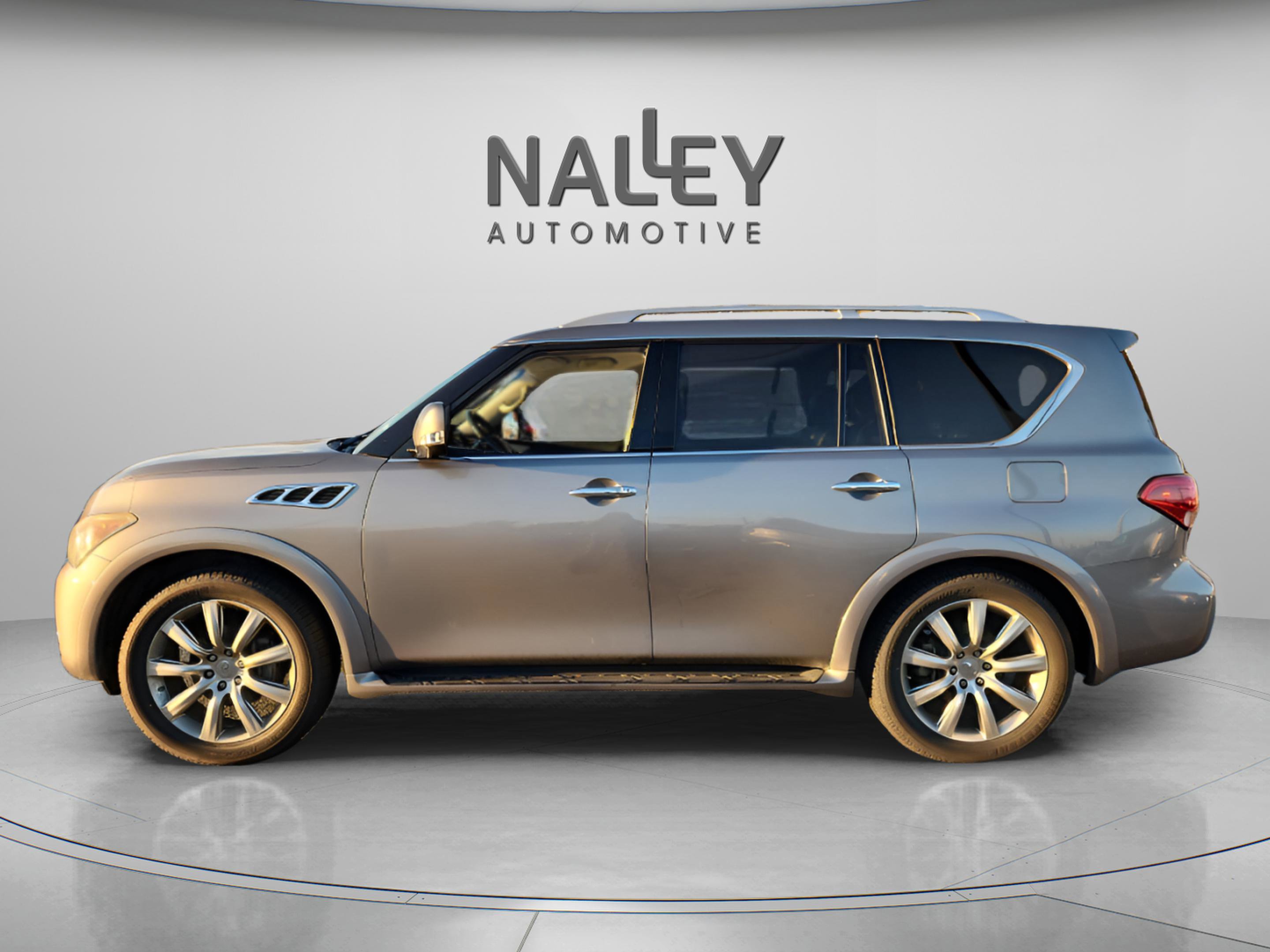 Used 2012 INFINITI QX56 2WD w/ Theater Pkg image 2