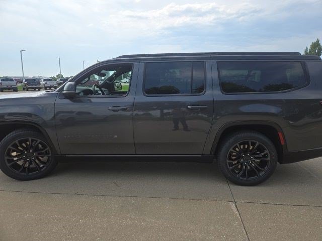 New 2026 Jeep Grand Wagoneer L Summit AWD/4WD image 29