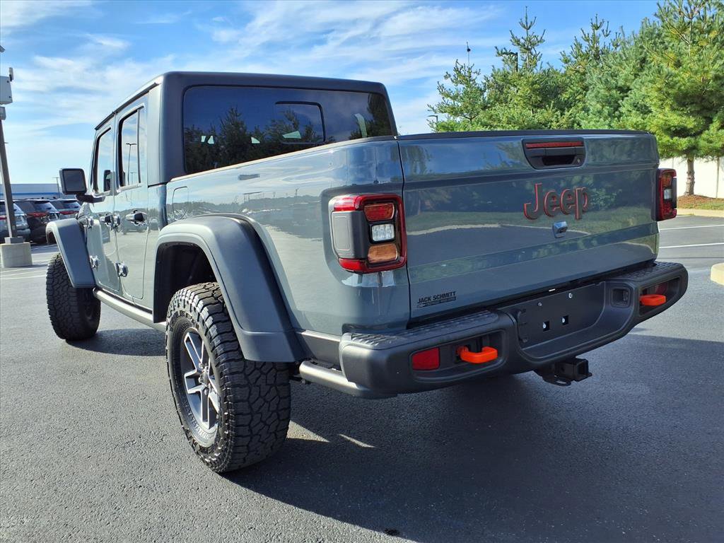 Used 2025 Jeep Gladiator Mojave w/ Steel Bumper Group image 30