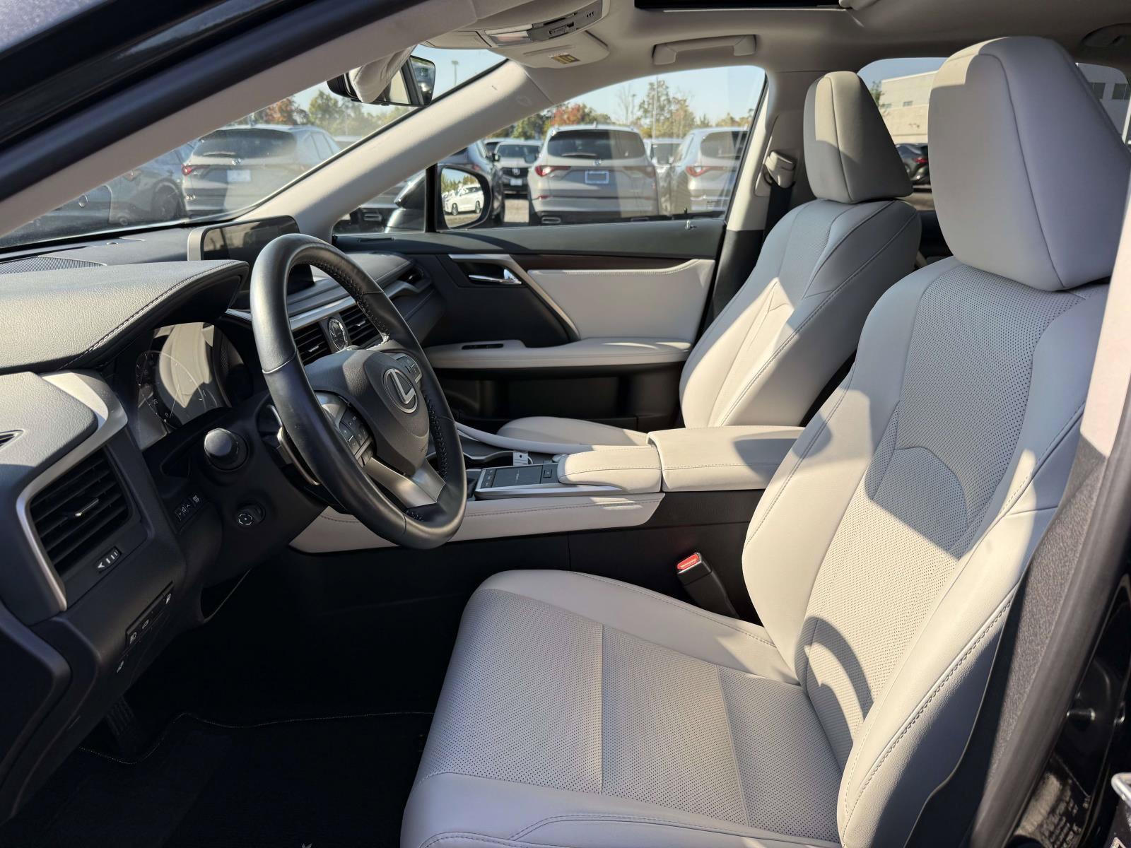Used 2022 Lexus RX 450h AWD w/ Premium Package image 13