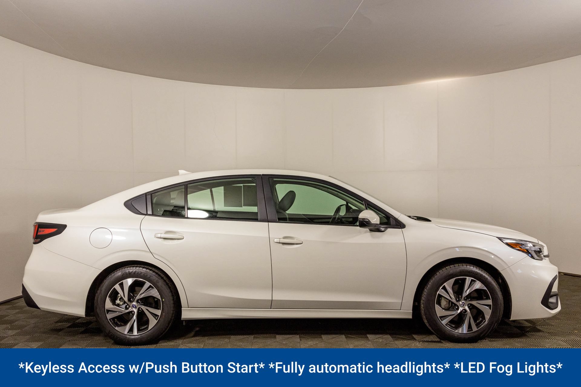 Used 2025 Subaru Legacy Premium AWD/4WD image 14