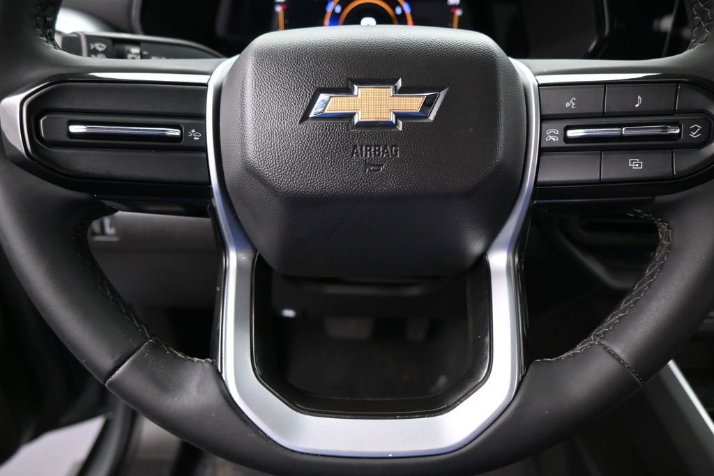 Used 2023 Chevrolet Colorado LT RWD image 30