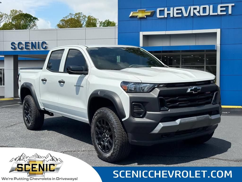Used 2026 Chevrolet Colorado Trail Boss AWD/4WD image 1