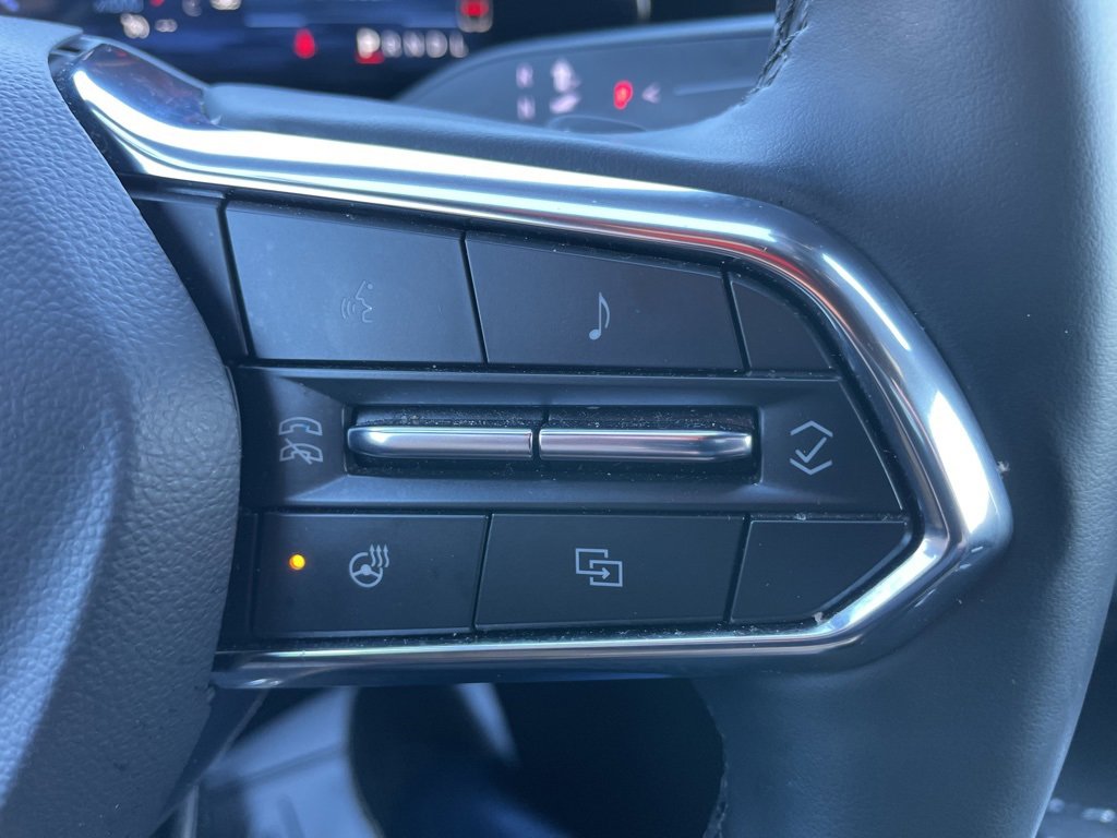 Used 2025 Chevrolet Equinox LT image 6