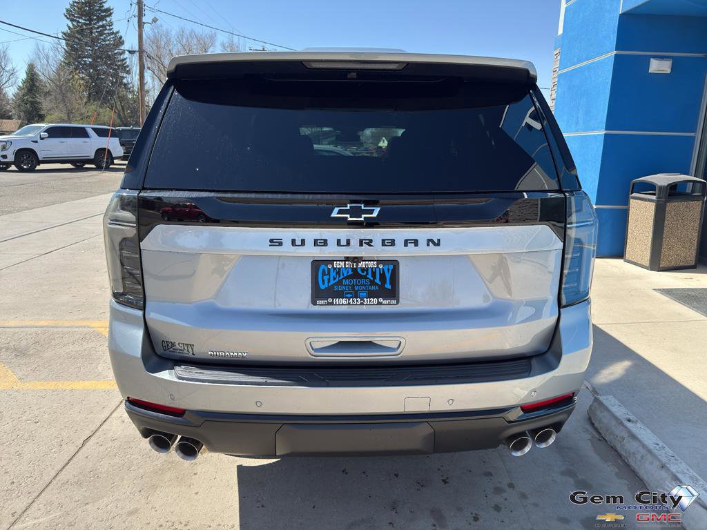 New 2026 Chevrolet Suburban Z71 w/ Comfort Package AWD/4WD image 6