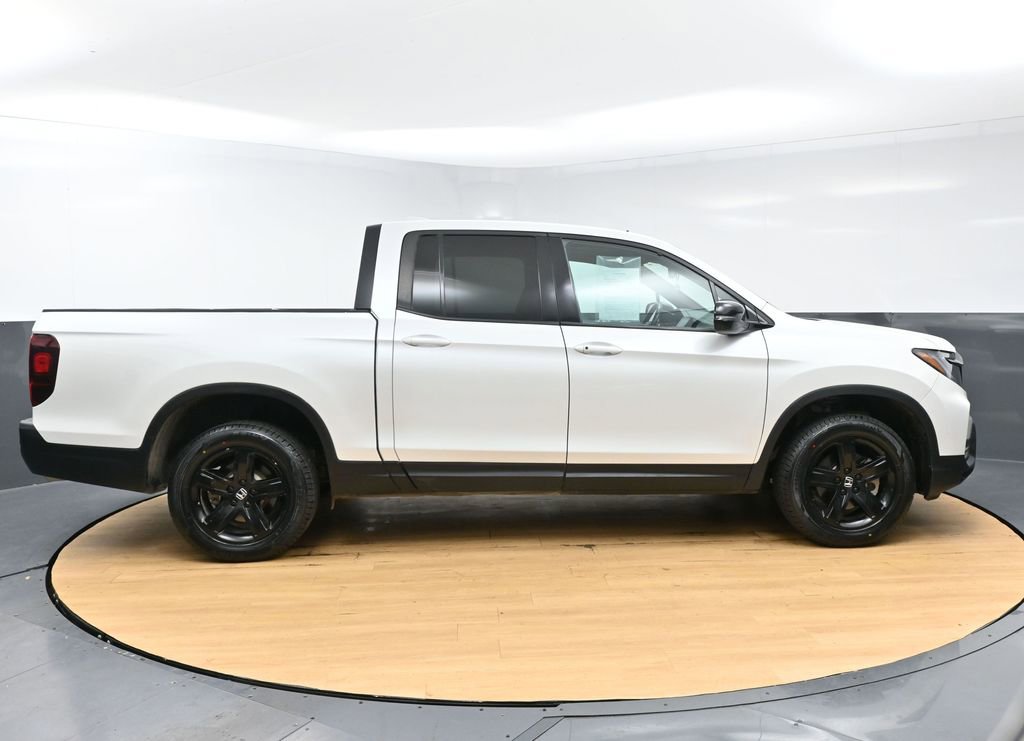 Used 2022 Honda Ridgeline Black Edition image 8