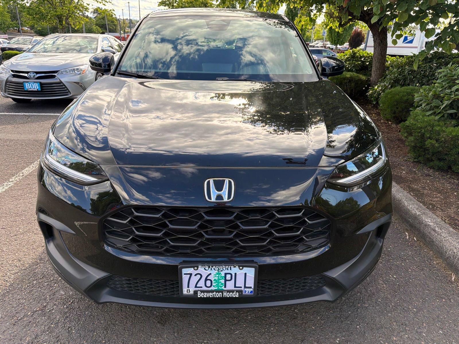 Used 2024 Honda HR-V LX image 2