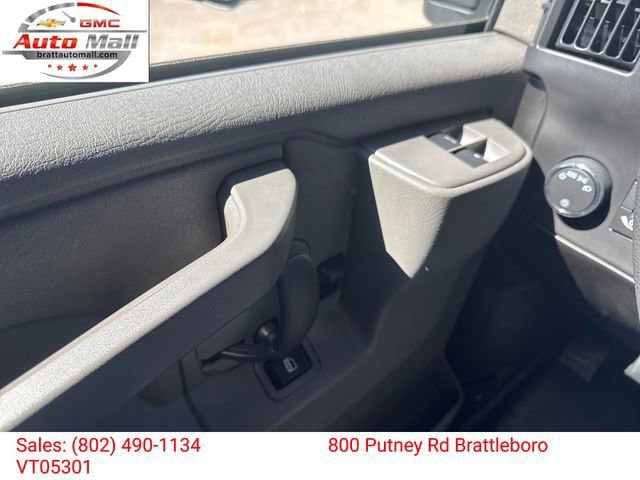 New 2026 Chevrolet Express 3500 w/ Power Convenience Package RWD image 15