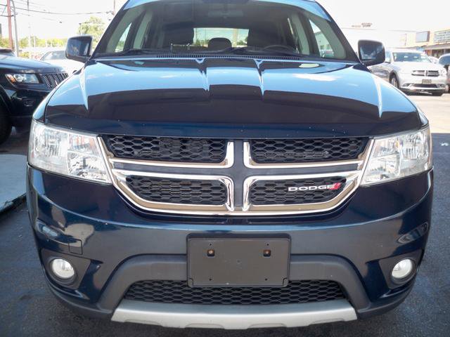 Used 2015 Dodge Journey SXT w/ Flexible Seating Group image 2