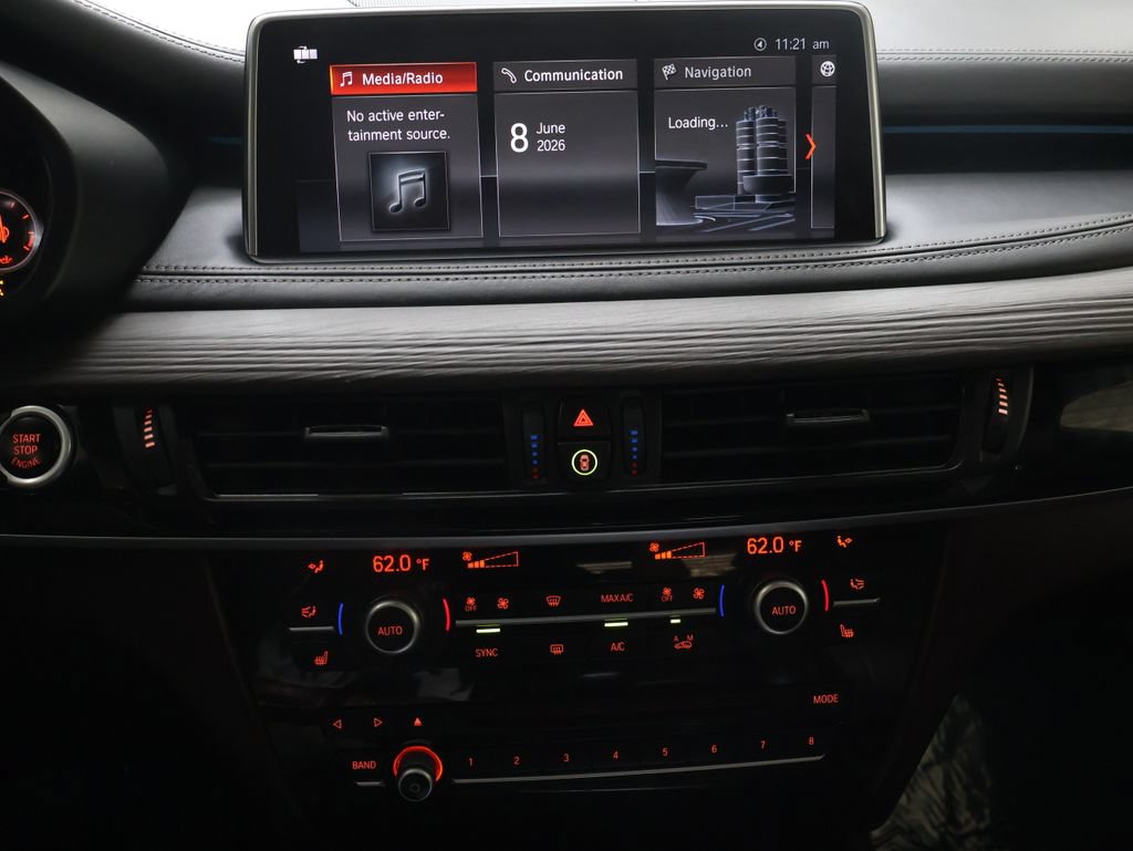 Used 2018 BMW X5 xDrive50i AWD/4WD image 23