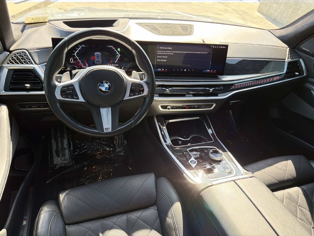 Used 2024 BMW X7 xDrive40i w/ M Sport Package AWD/4WD image 8