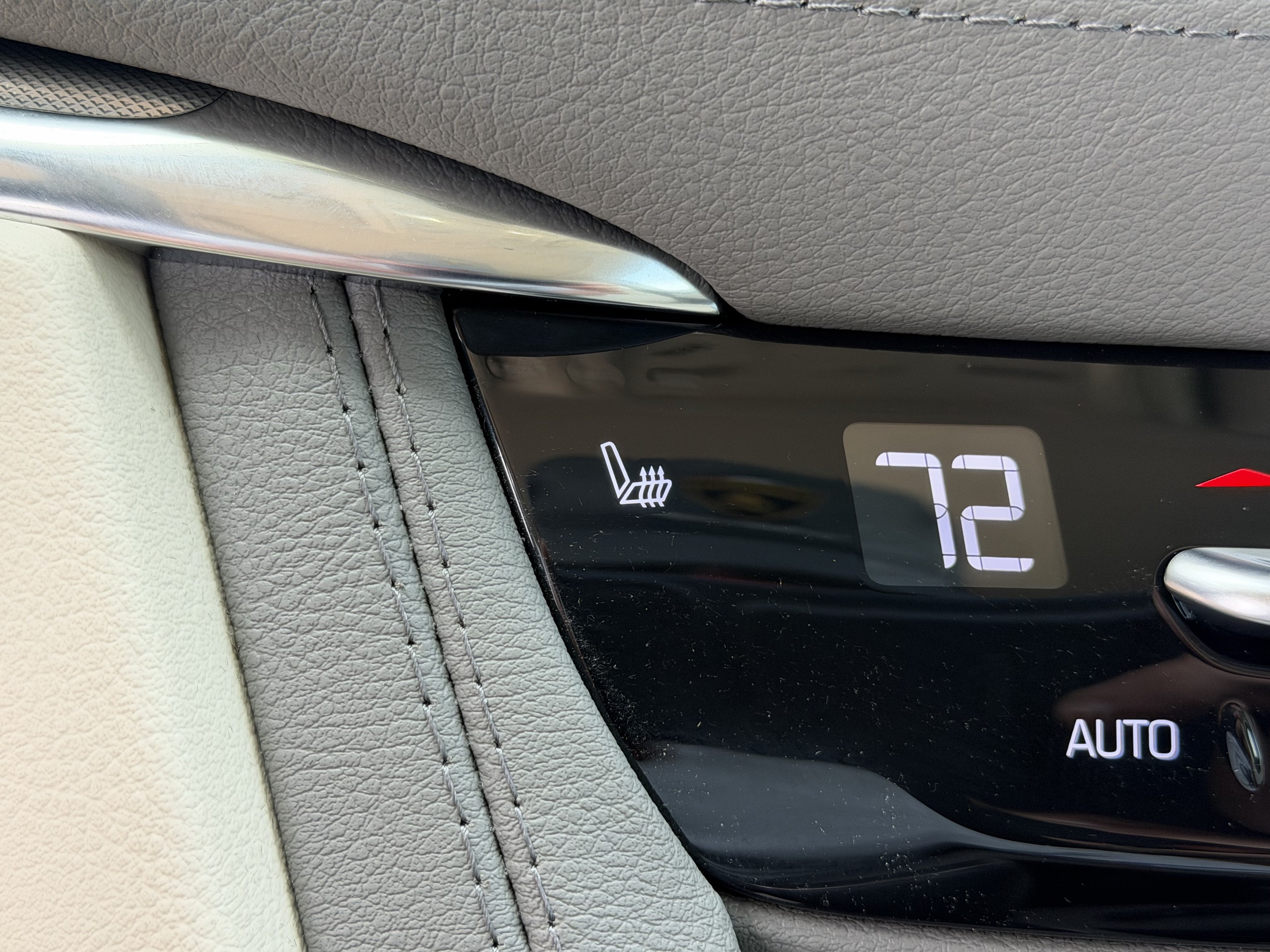 Certified 2023 Cadillac XT5 Premium Luxury w/ Technology Package FWD image 20