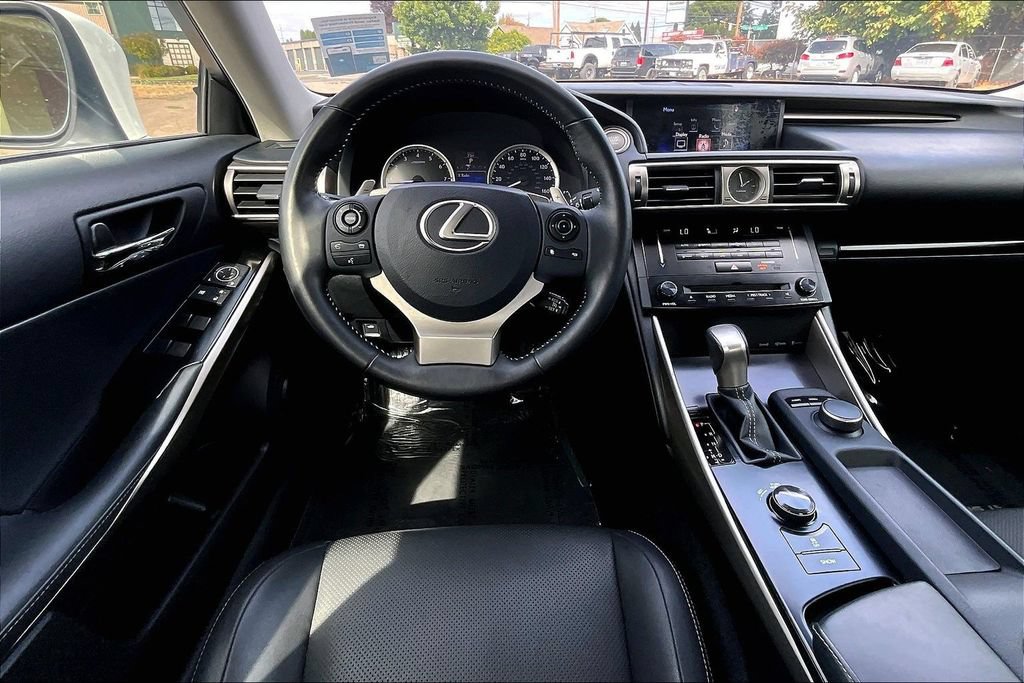 Used 2014 Lexus IS 250 RWD image 7