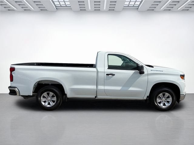 Used 2025 Chevrolet Silverado 1500 W/T RWD image 3
