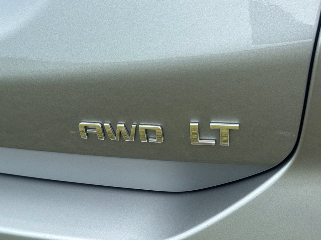 Used 2024 Chevrolet Equinox LT AWD/4WD image 6