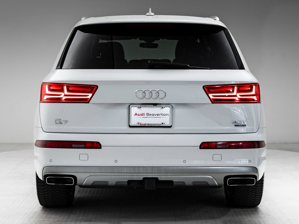 Used 2018 Audi Q7 3.0T Prestige AWD/4WD image 32