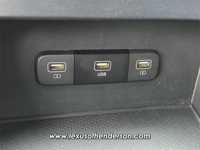 Used 2024 Kia Carnival LX image 25