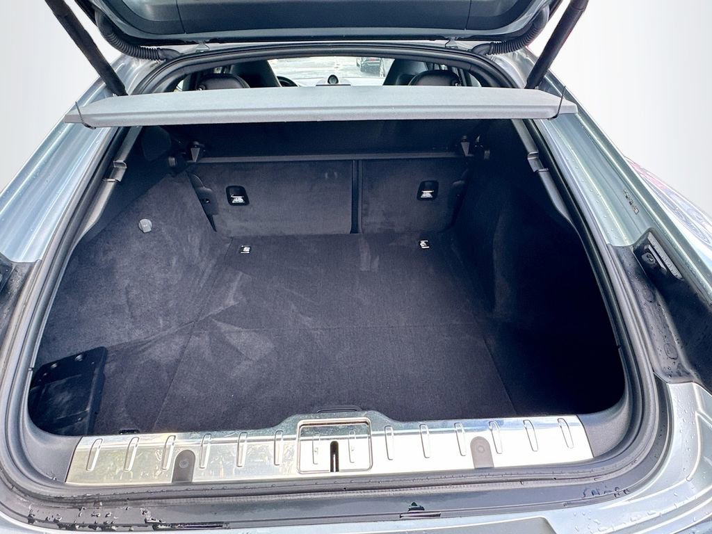 Used 2018 Porsche Panamera 4S image 29