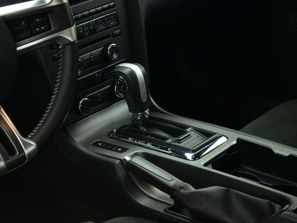 Used 2014 Ford Mustang Coupe image 4