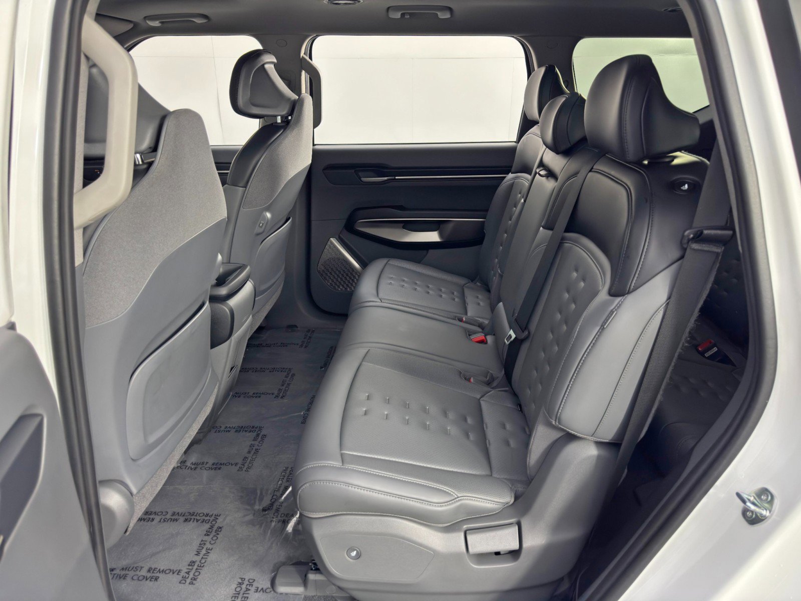 Used 2024 Kia EV9 Wind image 45