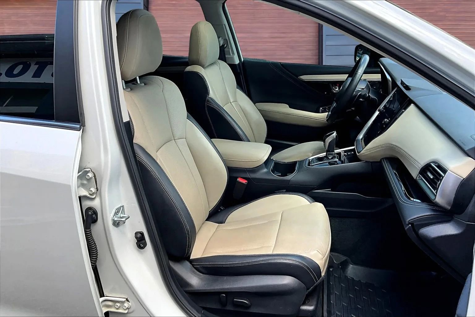 Used 2022 Subaru Outback Limited w/ Popular Package #2 image 7