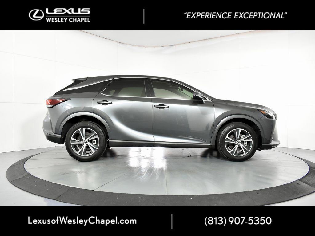 Used 2024 Lexus RX 350 FWD w/ Technology Package image 4