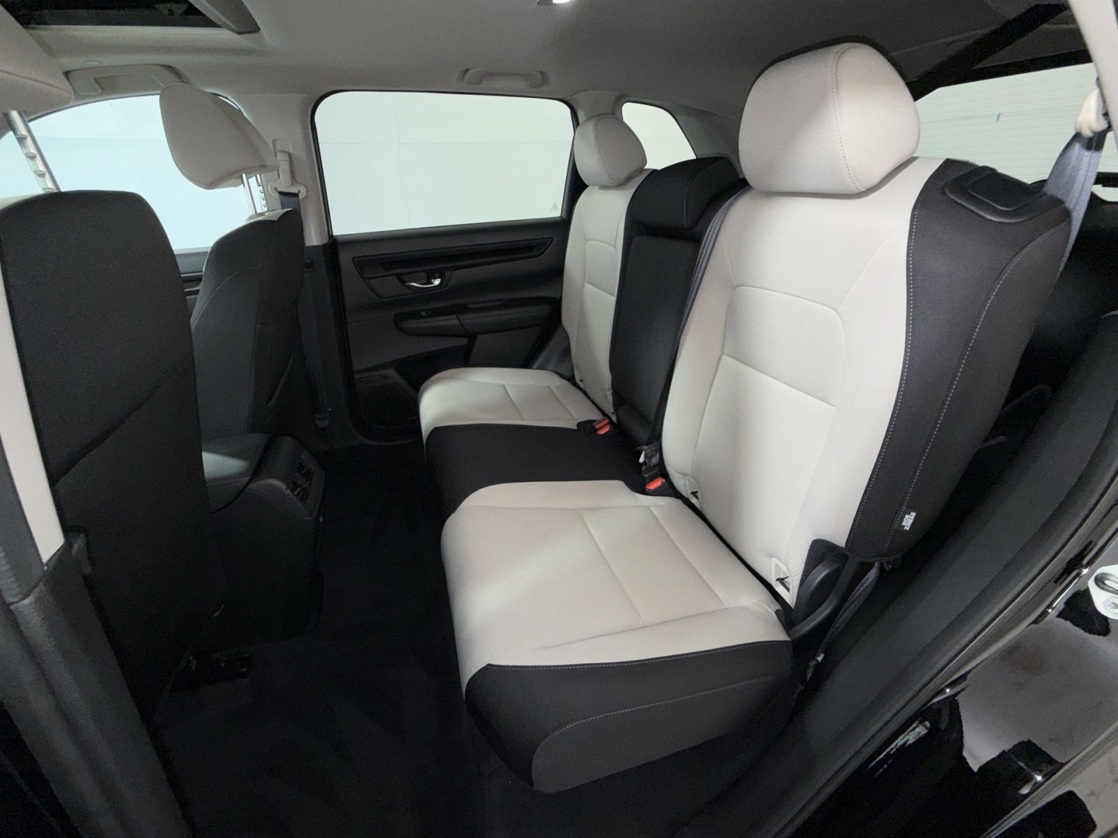 Used 2023 Honda CR-V EX image 24