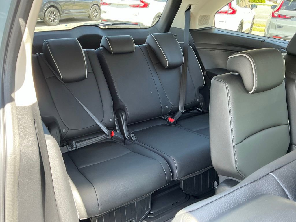 New 2026 Honda Odyssey Elite image 18