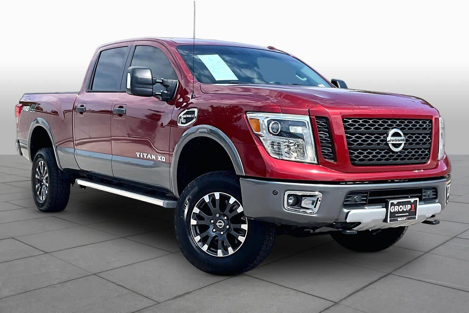 Used 2016 Nissan Titan PRO-4X AWD/4WD image 3