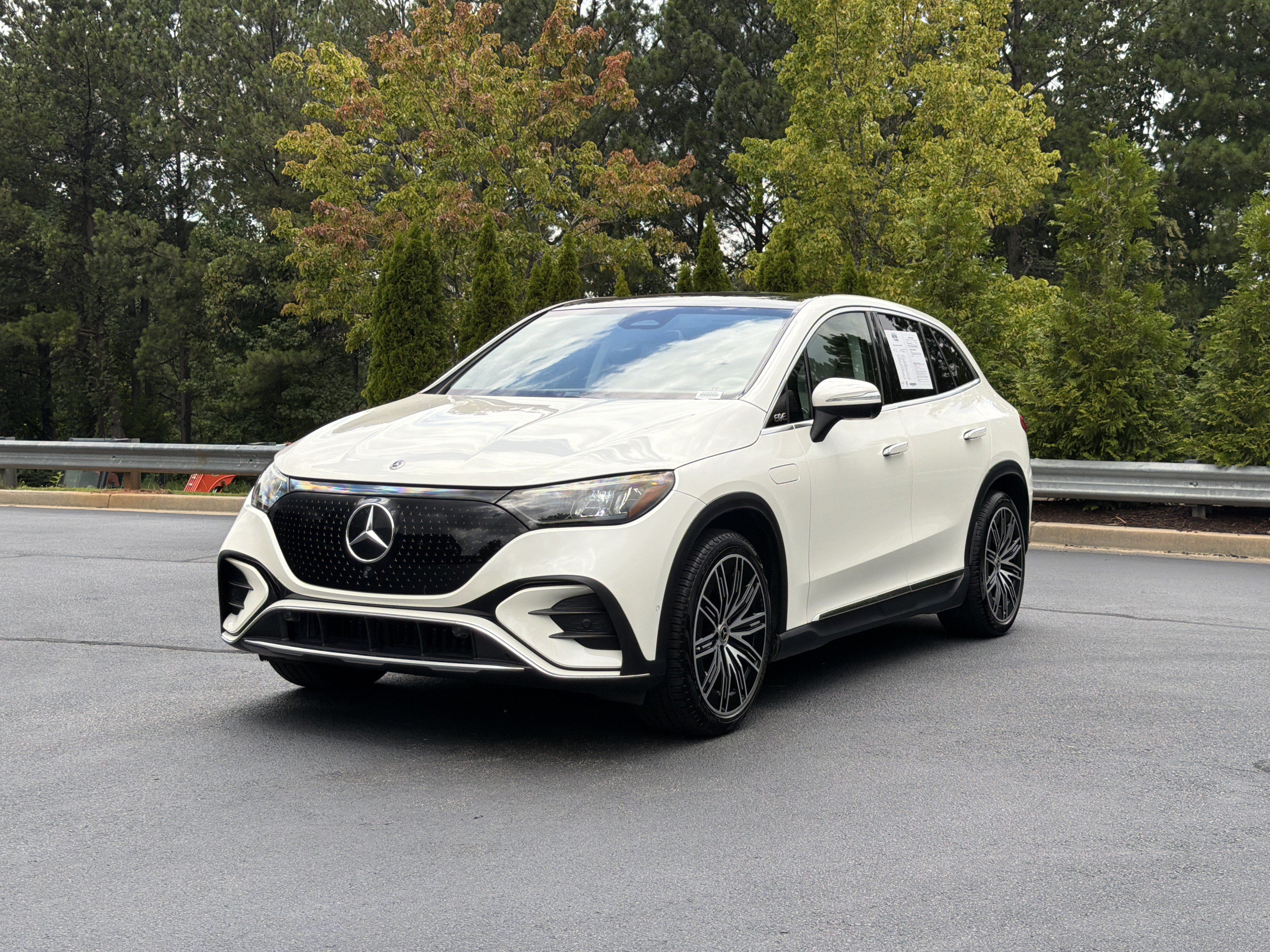 Used 2023 Mercedes-Benz EQE 350+ SUV w/ AMG Line Exterior Package image 14