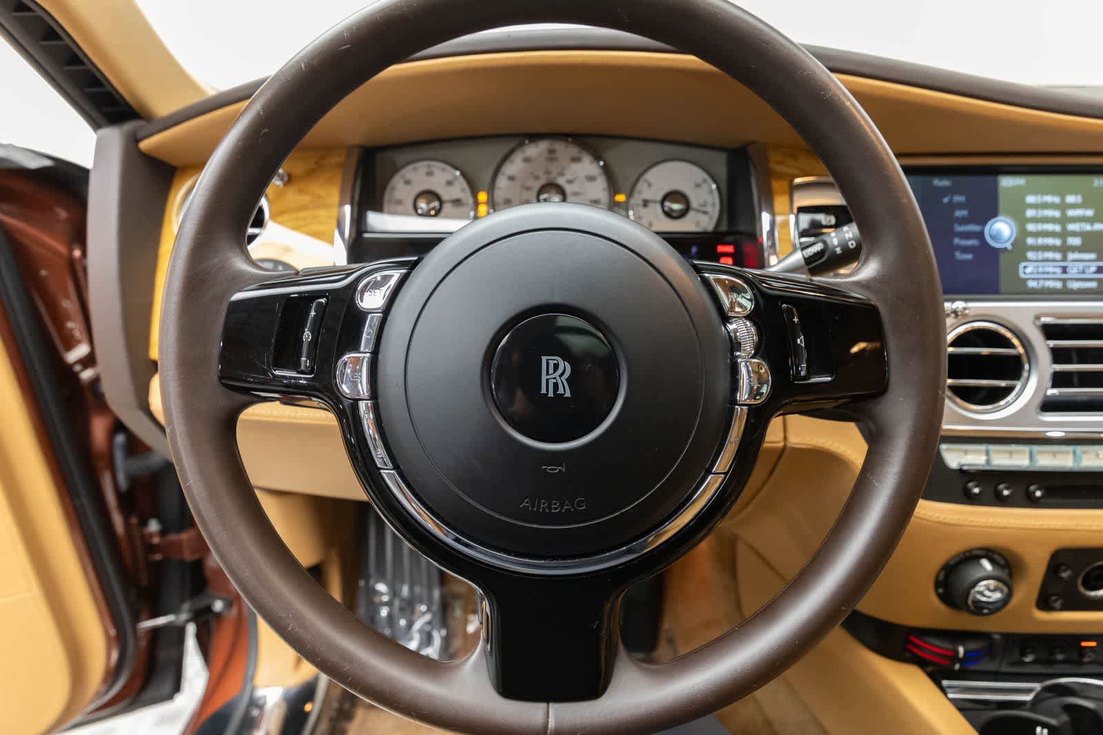 Used 2013 Rolls-Royce Ghost RWD image 19