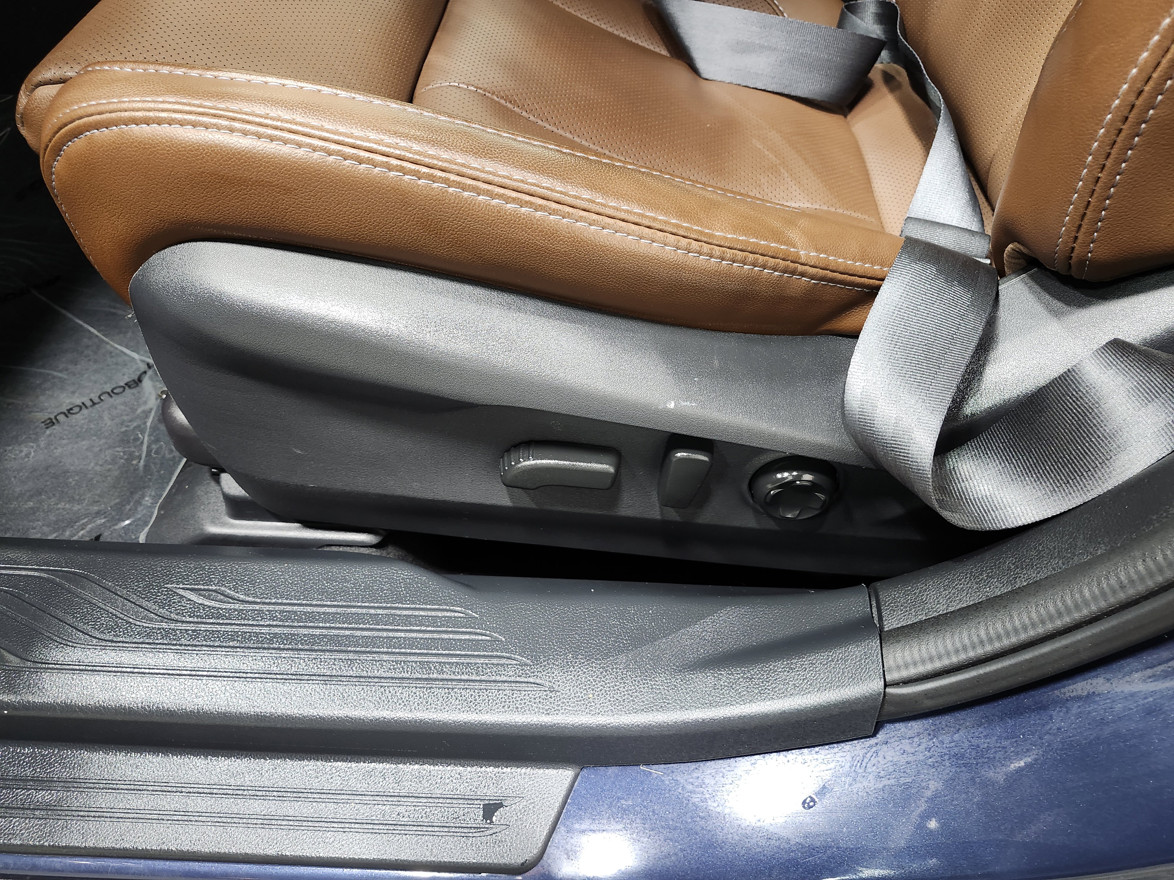 Used 2025 Subaru Outback Touring XT w/ Popular Package #2 image 30