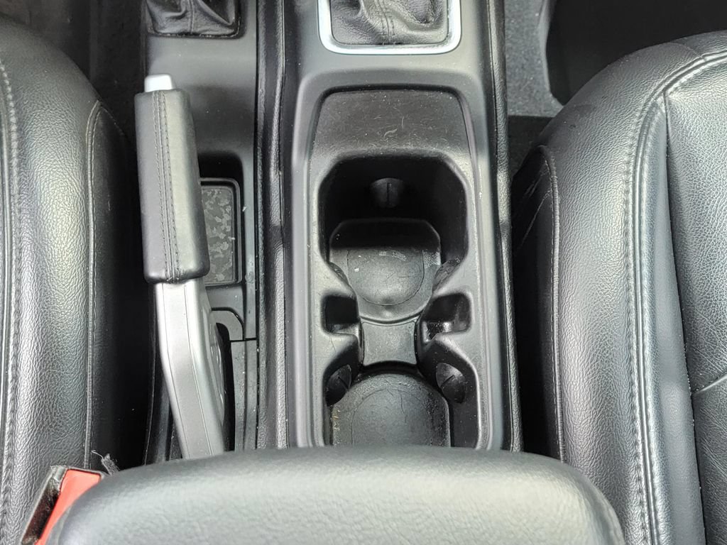 Used 2021 Jeep Wrangler Unlimited Sahara AWD/4WD image 24