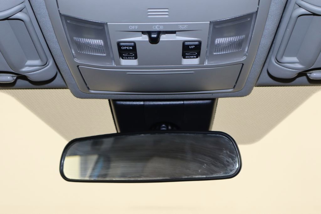 Used 2018 Toyota RAV4 XLE FWD image 25