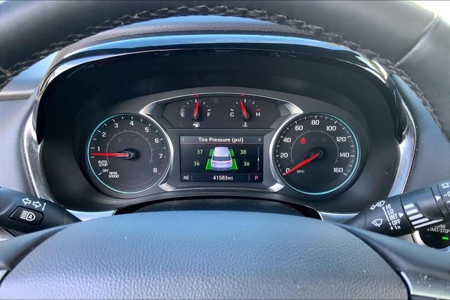 Used 2023 Chevrolet Traverse RS AWD/4WD image 20