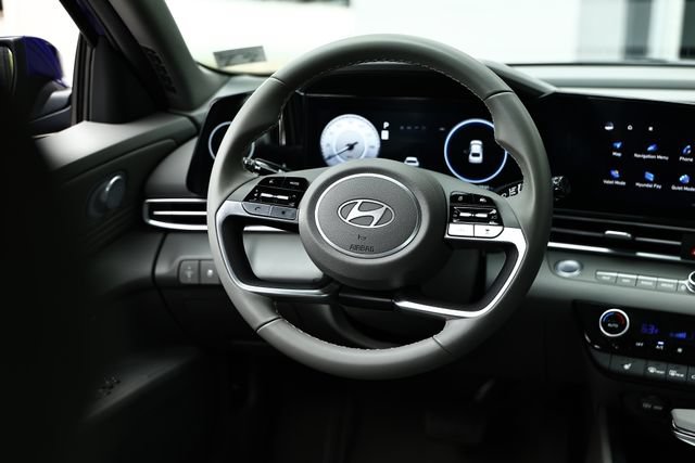 Used 2024 Hyundai Elantra SEL w/ Convenience Package FWD image 25